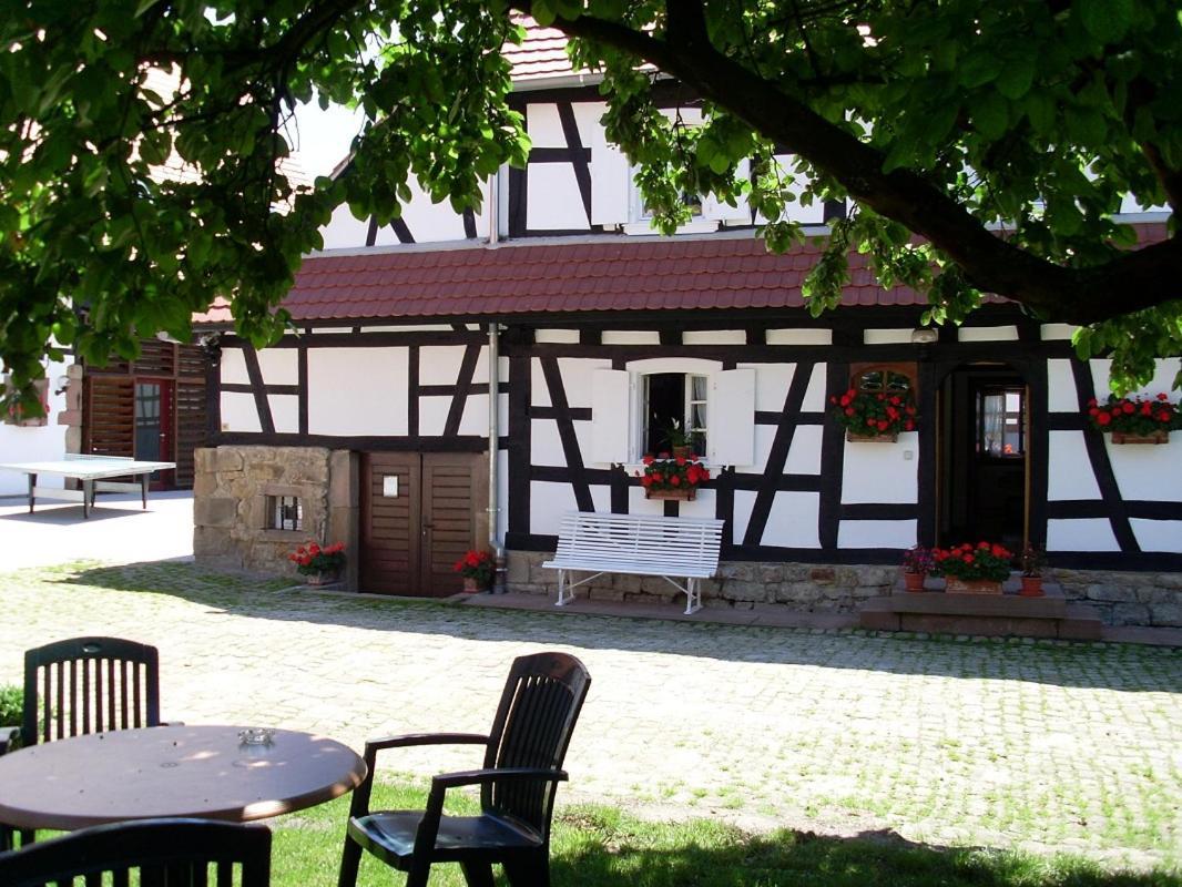 Gites Et Chambres D'Hotes Maison Ungerer Hunspach Exterior photo